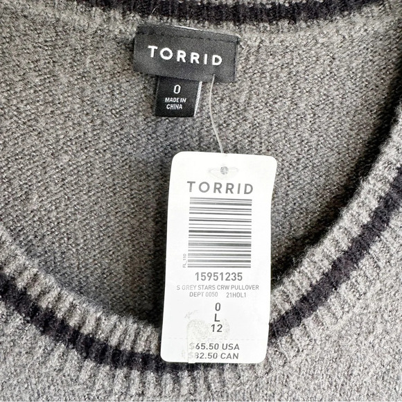 Torrid Sweater Gray With Stars Black White Crew Neck Long Sleeve NWT Size 0 - Picture 6 of 8